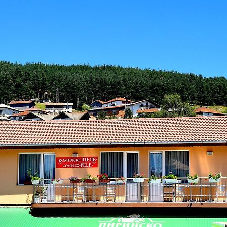 Complex Pele Hotel Zmeitsa Buitenkant foto